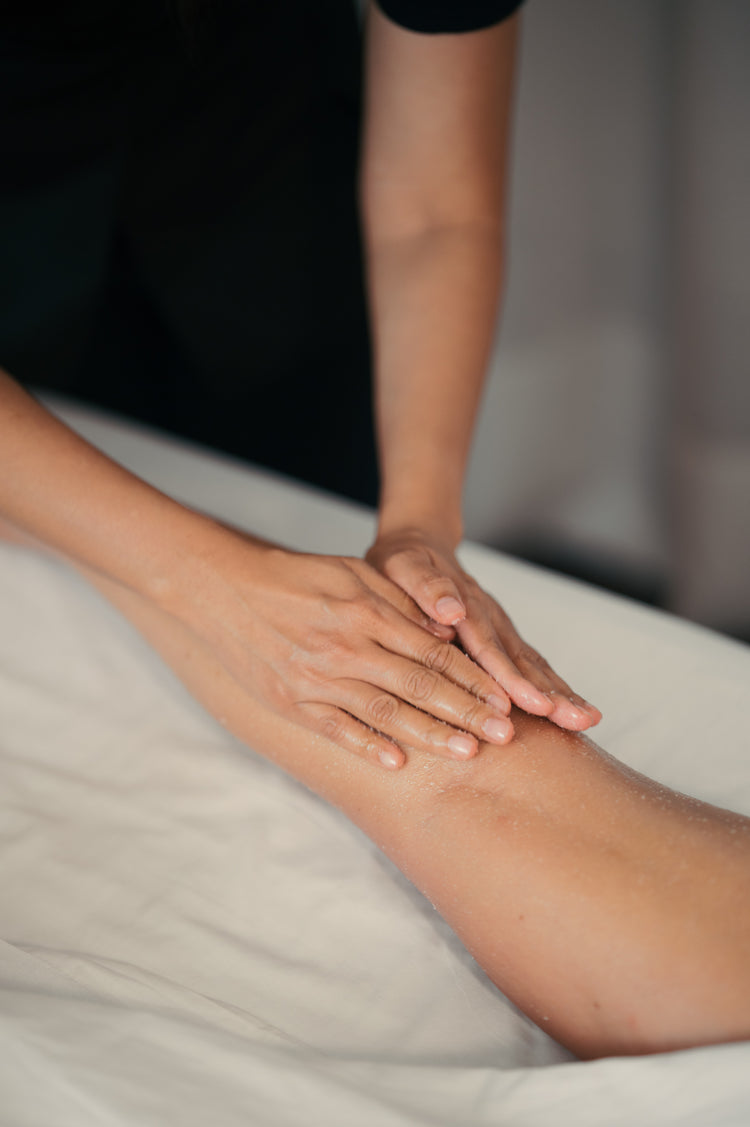 Detox Massage (Scrub + Massage) 